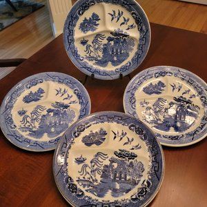BLUE WILLOW !!!  - 4pc Japanese Divided "Grill" Plates